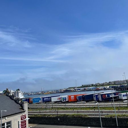Harbour Watch Hotel Holyhead Kültér fotó